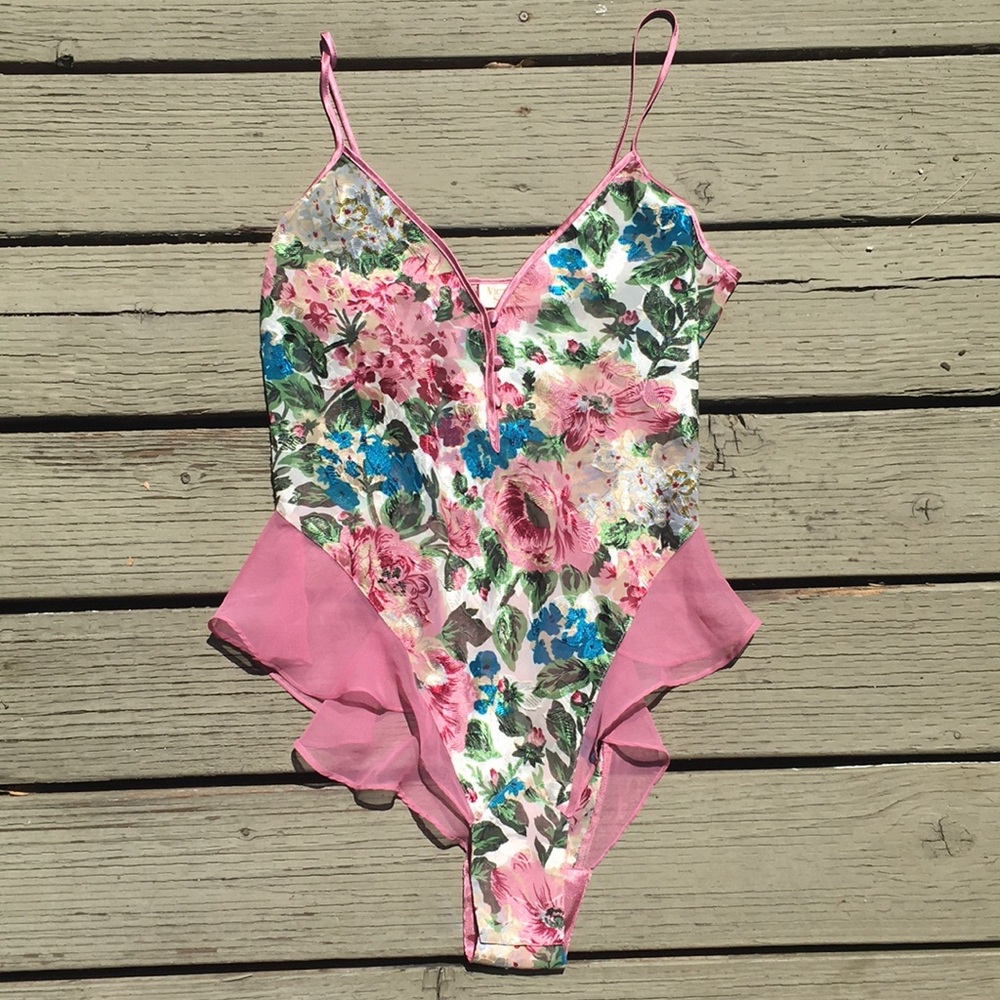Victoria’s Secret one piece/Size M